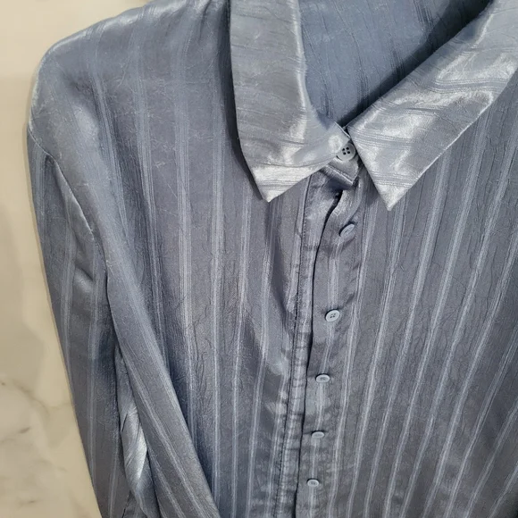 Real Deal Dusty Blue Striped Satin Button-Up Shirt (Size M) - Picture 5 of 8